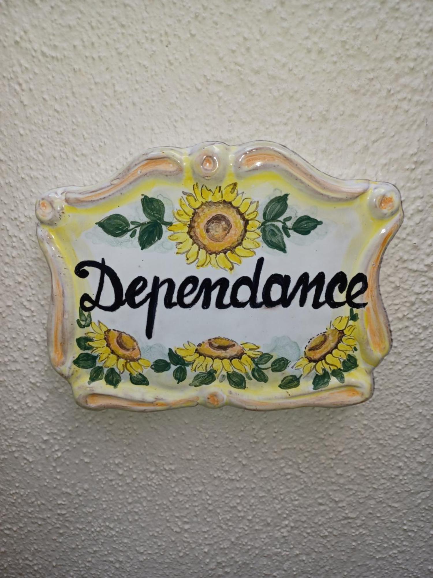 マルチェージネDependanceアパートメント エクステリア 写真